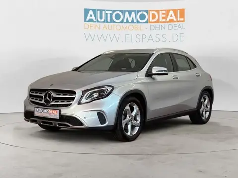 Annonce MERCEDES-BENZ CLASSE GLA Essence 2019 d'occasion Allemagne