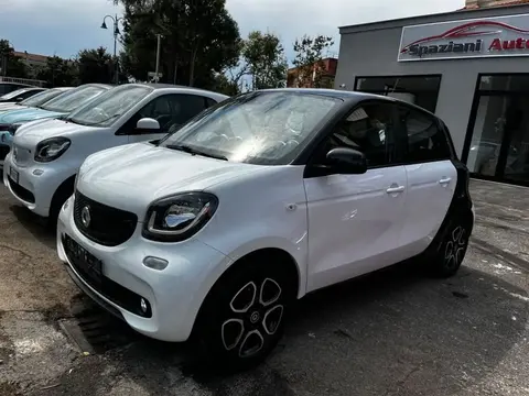 Annonce SMART FORFOUR Essence 2015 d'occasion 