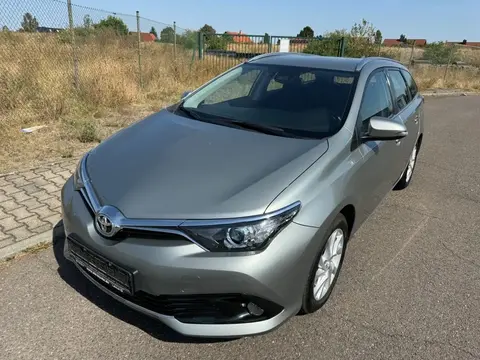 Used TOYOTA AURIS Petrol 2018 Ad 