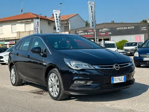 Used OPEL ASTRA  2019 Ad 