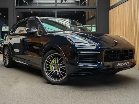 Used PORSCHE CAYENNE Hybrid 2022 Ad 