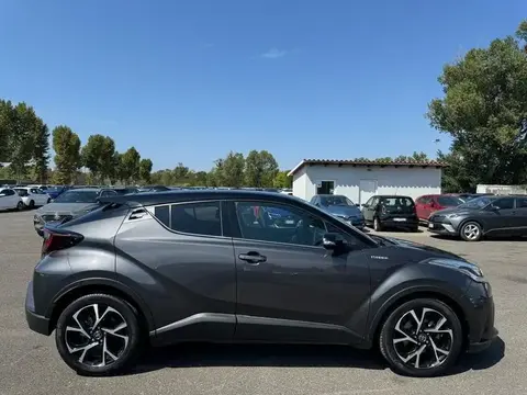 Used TOYOTA C-HR Hybrid 2021 Ad 