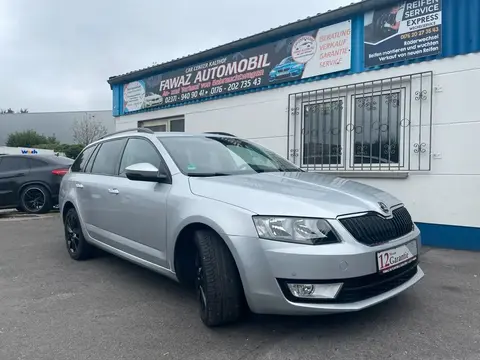 Used SKODA OCTAVIA Petrol 2016 Ad 