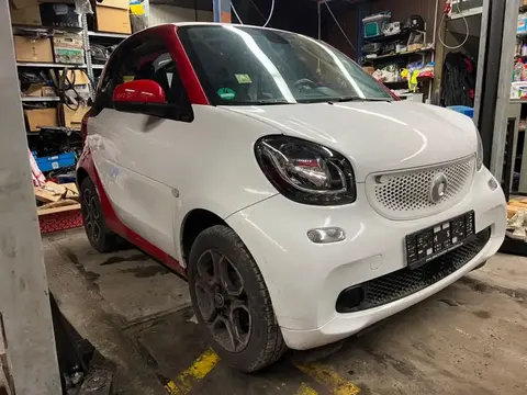 Annonce SMART FORTWO Essence 2016 d'occasion 