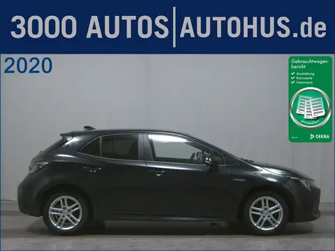 Used TOYOTA COROLLA Hybrid 2020 Ad 