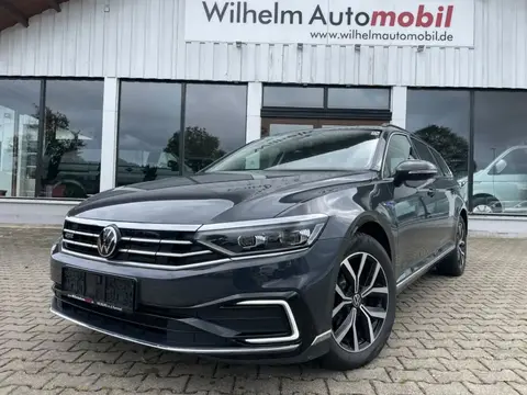 Used VOLKSWAGEN PASSAT Hybrid 2021 Ad 