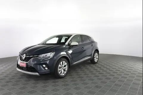 Used RENAULT CAPTUR Hybrid 2022 Ad 