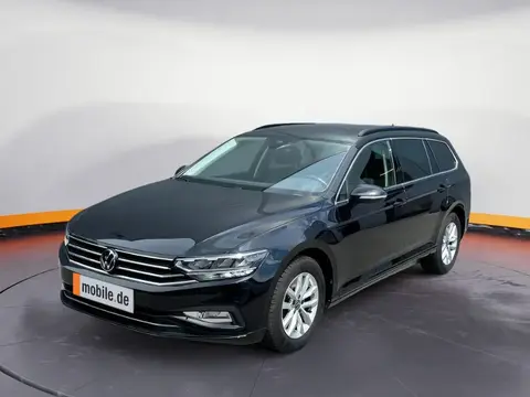 Used VOLKSWAGEN PASSAT Petrol 2022 Ad 