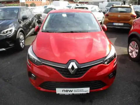 Used RENAULT CLIO Hybrid 2022 Ad 