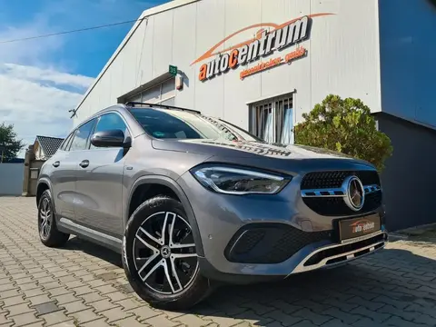 Used MERCEDES-BENZ CLASSE GLA Hybrid 2021 Ad 