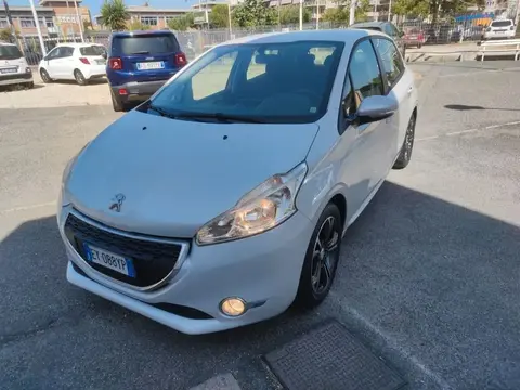 Used PEUGEOT 208 Petrol 2015 Ad 