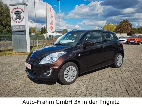 Used SUZUKI SWIFT Petrol 2014 Ad 