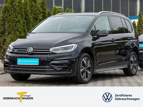 Used VOLKSWAGEN TOURAN Petrol 2022 Ad 