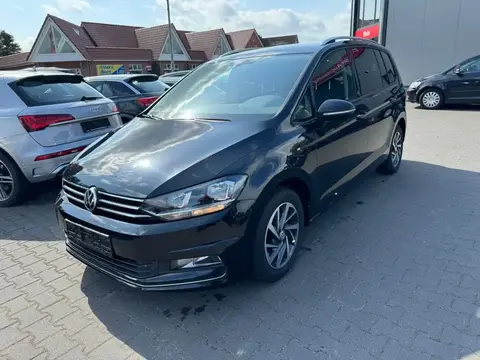 Used VOLKSWAGEN TOURAN Diesel 2017 Ad 