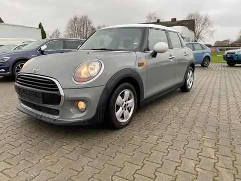 Used MINI COOPER Petrol 2018 Ad 