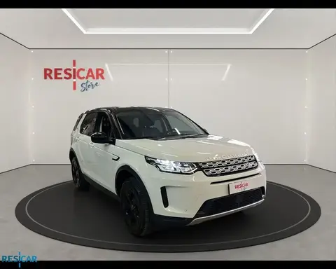 Used LAND ROVER DISCOVERY Hybrid 2022 Ad 