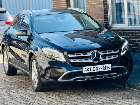 Used MERCEDES-BENZ CLASSE GLA Petrol 2017 Ad 