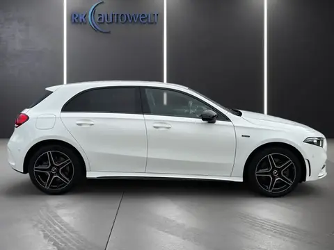 Used MERCEDES-BENZ CLASSE A Hybrid 2020 Ad 