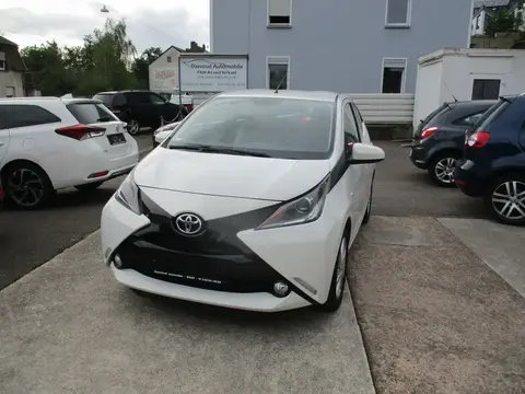 Annonce TOYOTA AYGO X Essence 2017 d'occasion 