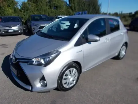 Used TOYOTA YARIS Hybrid 2014 Ad 