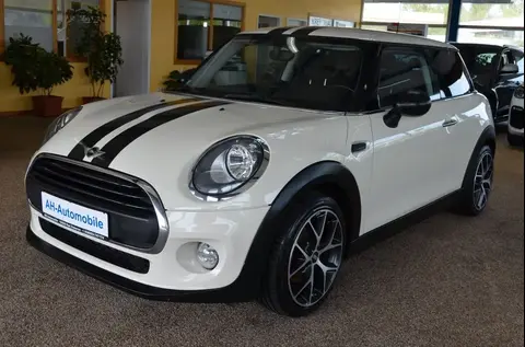 Used MINI ONE Petrol 2016 Ad 