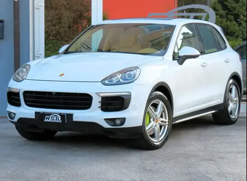 Used PORSCHE CAYENNE Petrol 2016 Ad 