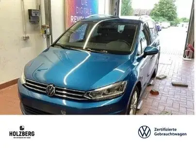 Used VOLKSWAGEN TOURAN Petrol 2020 Ad 