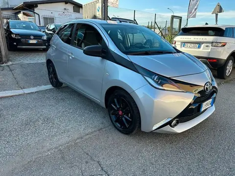 Annonce TOYOTA AYGO X Essence 2017 d'occasion 