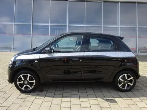 Used RENAULT TWINGO Petrol 2017 Ad 