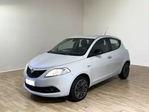 Annonce LANCIA YPSILON Essence 2018 d'occasion 