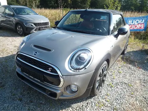 Annonce MINI COOPER Essence 2018 d'occasion Allemagne