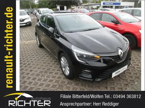 Used RENAULT CLIO Petrol 2020 Ad 