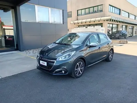 Used PEUGEOT 208 Petrol 2017 Ad 