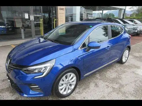 Used RENAULT CLIO Hybrid 2021 Ad 