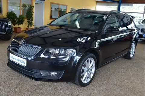 Used SKODA OCTAVIA Petrol 2017 Ad 