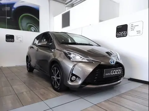 Used TOYOTA YARIS Hybrid 2018 Ad 