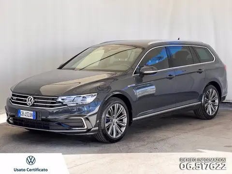 Used VOLKSWAGEN PASSAT Hybrid 2020 Ad 