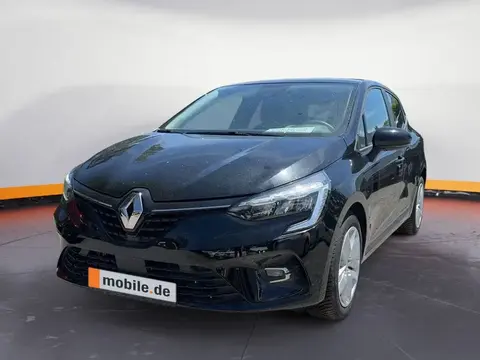 Used RENAULT CLIO Petrol 2022 Ad 