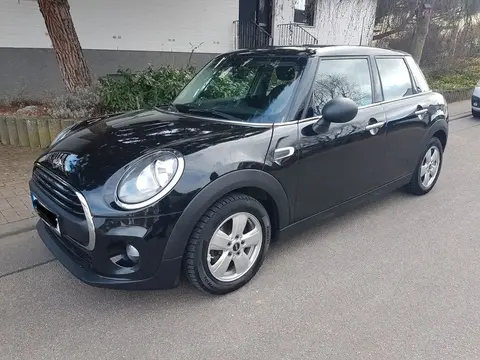 Used MINI ONE Petrol 2017 Ad 