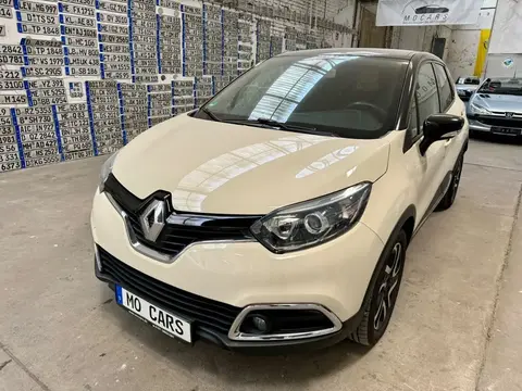 Used RENAULT CAPTUR Petrol 2015 Ad 