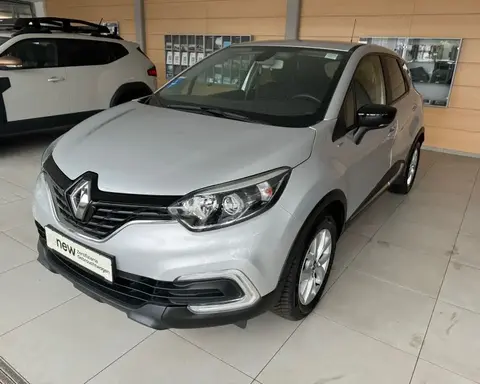 Used RENAULT CAPTUR Petrol 2019 Ad 