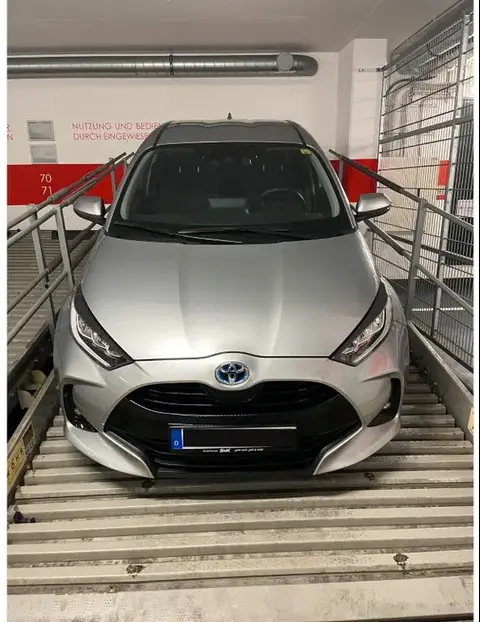 Annonce TOYOTA YARIS Hybride 2023 d'occasion Allemagne