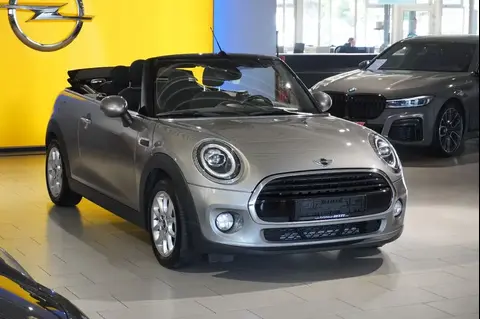 Annonce MINI COOPER Essence 2018 d'occasion Allemagne