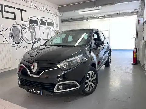 Used RENAULT CAPTUR Petrol 2016 Ad 