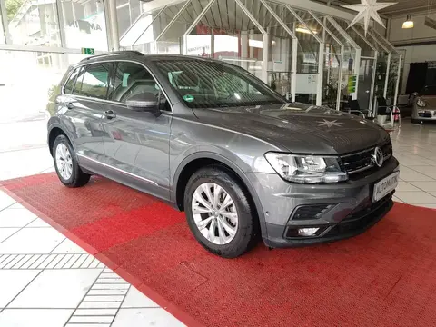 Used VOLKSWAGEN TIGUAN Petrol 2017 Ad 