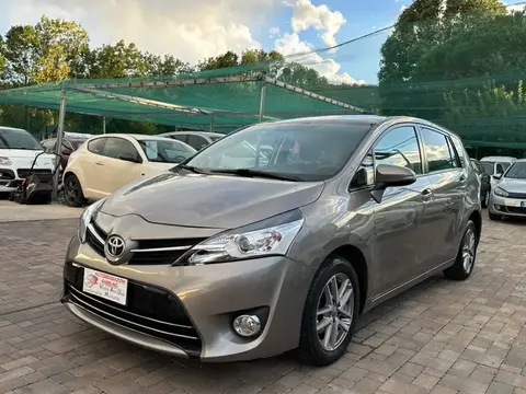 Used TOYOTA VERSO Diesel 2016 Ad 