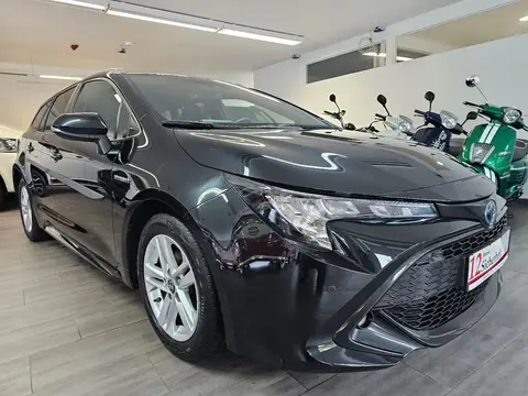 Used TOYOTA COROLLA Hybrid 2021 Ad 