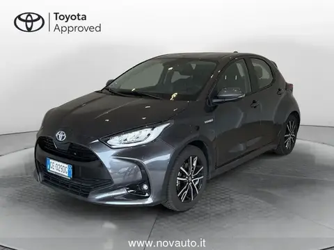 Used TOYOTA YARIS Hybrid 2021 Ad 