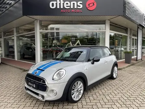 Annonce MINI COOPER Essence 2016 d'occasion Allemagne