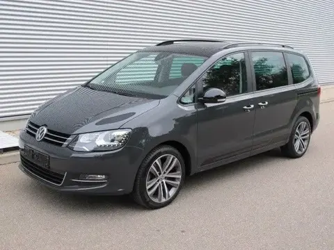 Used VOLKSWAGEN SHARAN Petrol 2021 Ad 